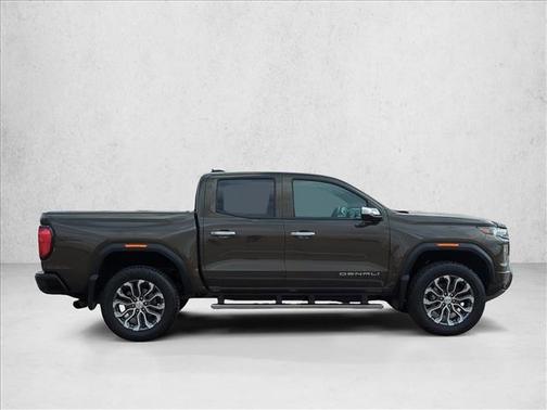 2023 GMC Canyon Denali