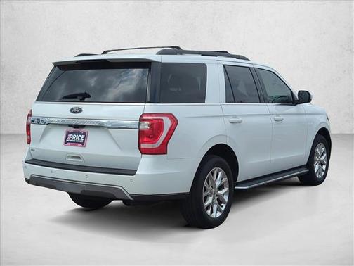 Star White Metallic Tri-Coat 2021 Ford Expedition XLT