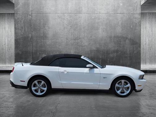 2010 Ford Mustang GT Premium