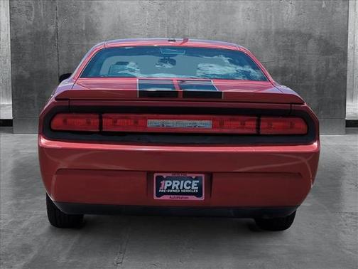 2010 Dodge Challenger SE