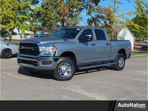 2024 RAM 2500 Tradesman Crew Cab 4x4 6'4' Box