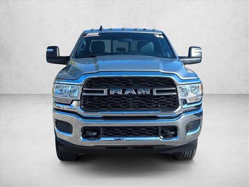 2024 RAM 2500 Tradesman Crew Cab 4x4 6'4' Box