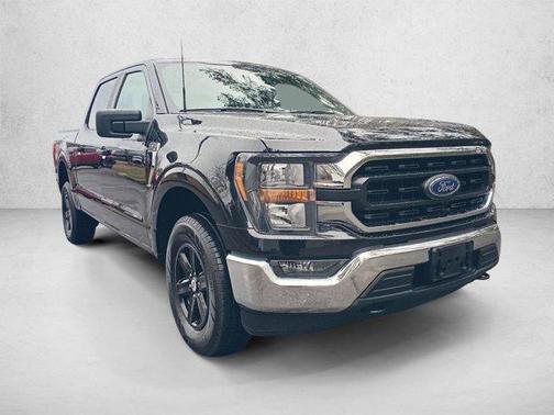 Agate Black Metallic 2023 Ford F-150 XLT