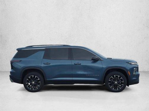Lakeshore Blue Metallic 2026 Chevrolet Traverse LT