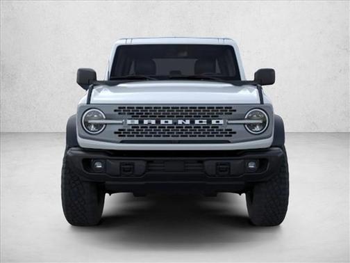 Oxford White 2026 Ford Bronco Badlands