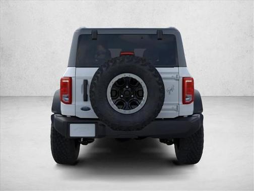 Oxford White 2026 Ford Bronco Base 4 Door 4x4