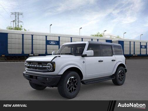 Oxford White 2026 Ford Bronco Outer Banks