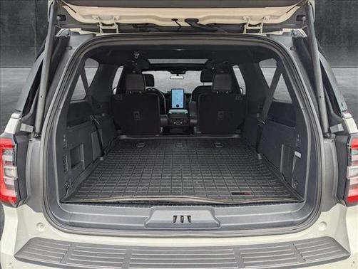 2024 Ford Expedition Max Platinum