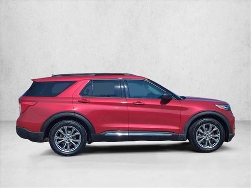 Rapid Red Metallic Tinted Clearcoat 2021 Ford Explorer XLT