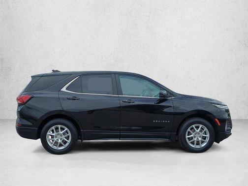 Mosaic Black Metallic 2024 Chevrolet Equinox 1LT