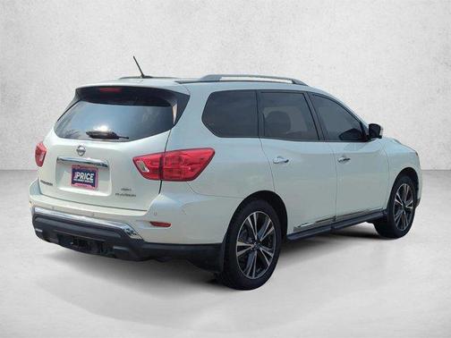 Pearl White 2017 Nissan Pathfinder Platinum