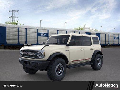 Wimbledon White 2026 Ford Bronco Outer Banks