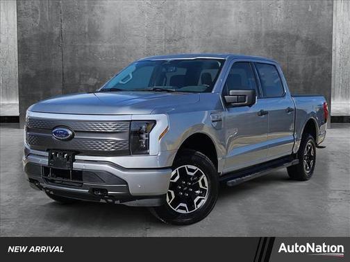 2023 Ford F-150 Lightning XLT