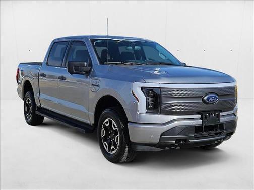 2023 Ford F-150 Lightning XLT