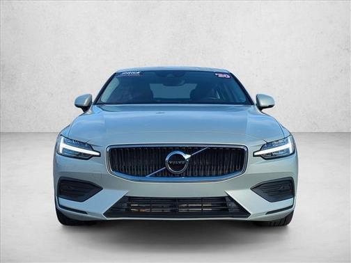 2020 Volvo S60 T6 Momentum