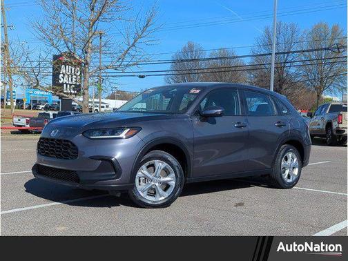 Silver/Gray 2025 Honda HR-V LX