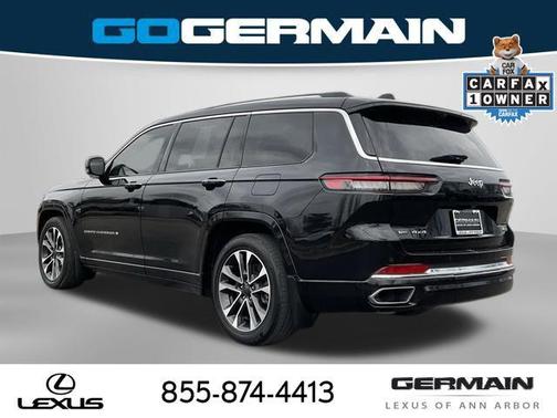 Diamond Black Crystal Pearlcoat 2022 Jeep Grand Cherokee L Overland
