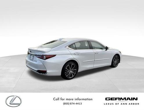 2023 Lexus ES 250 Base
