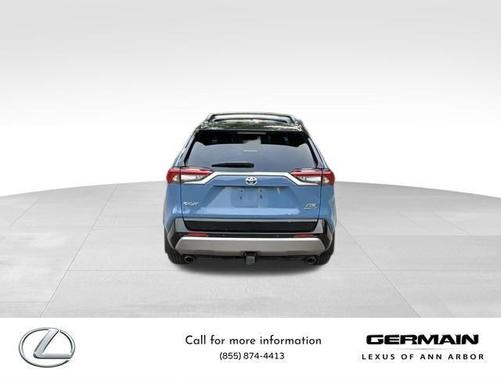2023 Toyota RAV4 Hybrid SE