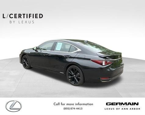 2022 Lexus ES 300h F SPORT