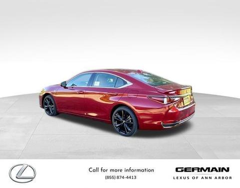 2025 Lexus ES 300h F SPORT Design