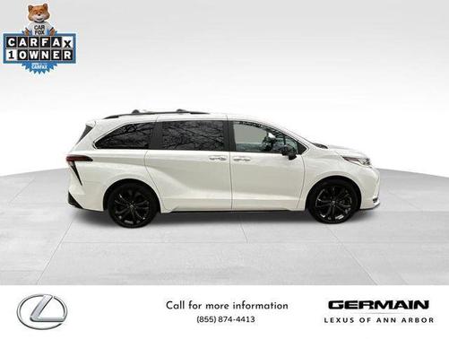 2023 Toyota Sienna XSE 7 Passenger