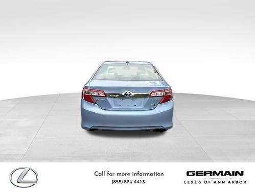 2014 Toyota Camry Hybrid XLE