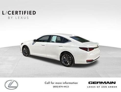2024 Lexus ES 300h Luxury