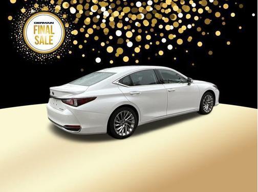 2023 Lexus ES 300h Ultra Luxury