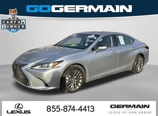 2025 Lexus ES 300h Luxury