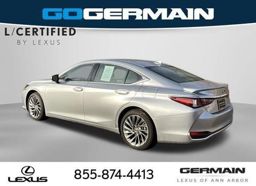 2025 Lexus ES 300h Luxury