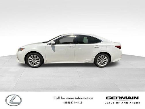 2013 Lexus ES 300h Base
