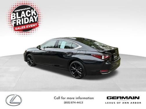 2025 Lexus ES 300h F SPORT Design