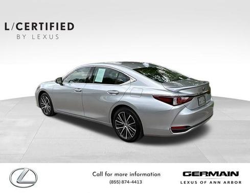 2022 Lexus ES 250 Base