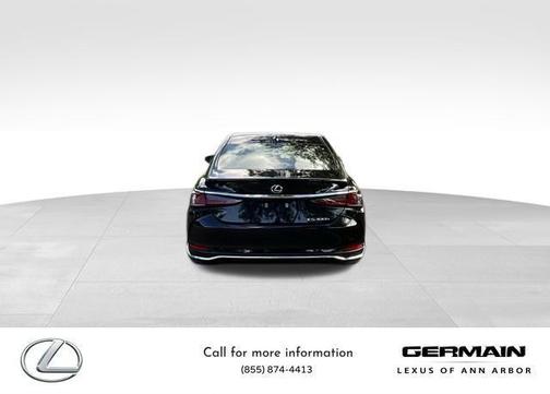 2025 Lexus ES 300h Base