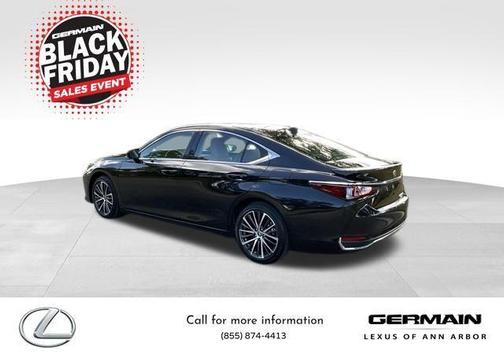 2025 Lexus ES 300h Base