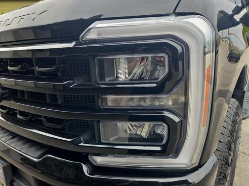 2023 Ford F-350 Lariat