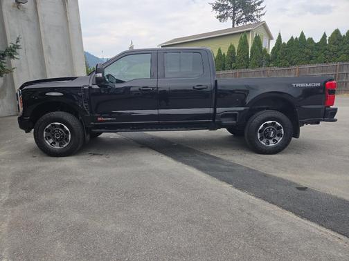 2023 Ford F-350 Lariat