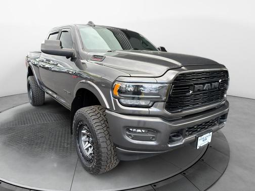 Granite Crystal Metallic Clearcoat 2022 RAM 2500 Limited Crew Cab 4x4 6'4' Box