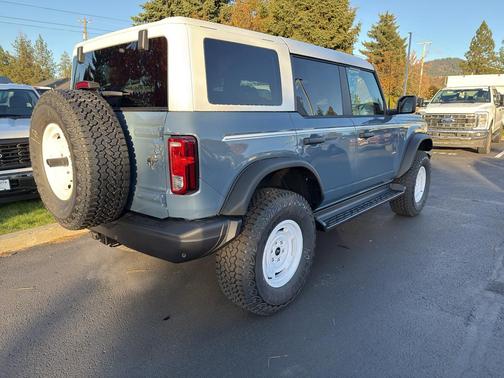 2025 Ford Bronco Heritage Edition
