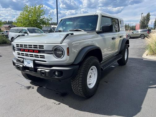 AVALANCHE GRAY 2026 Ford Bronco Heritage Edition