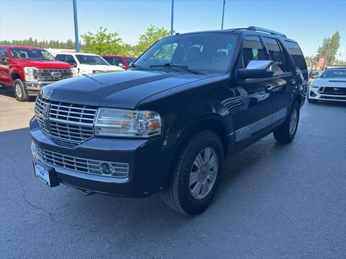 2013 Lincoln Navigator Base