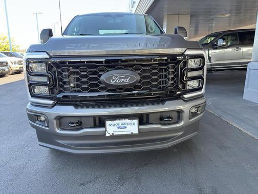 2026 Ford F-350 XLT
