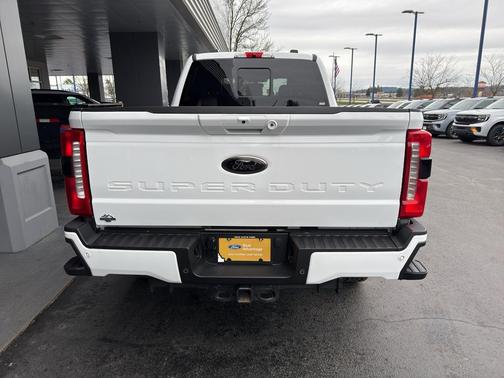 OXFORD WHITE 2025 Ford F-350 Lariat