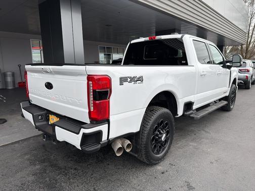 OXFORD WHITE 2025 Ford F-350 Lariat