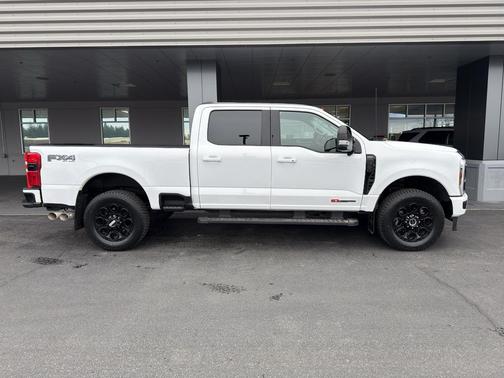 OXFORD WHITE 2025 Ford F-350 Lariat