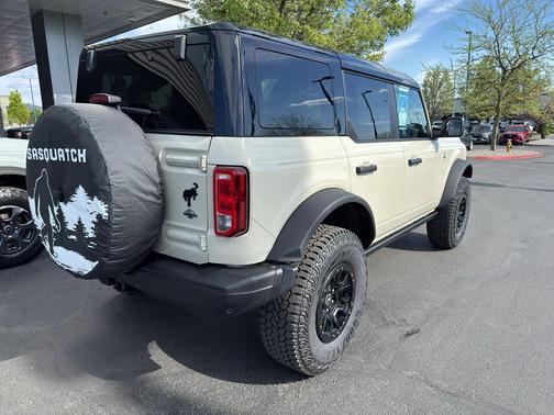 DESERT SAND 2026 Ford Bronco Big Bend