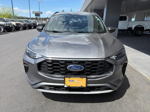 CARBONIZED GRAY METALLIC 2023 Ford Escape ST-Line
