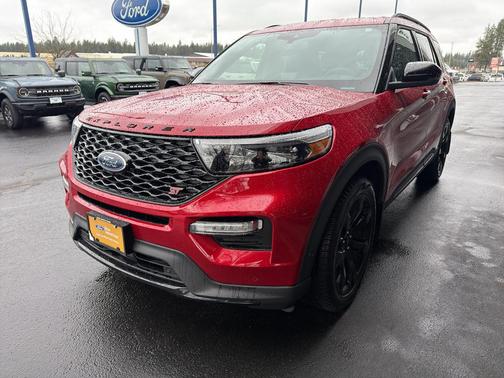 2023 Ford Explorer ST
