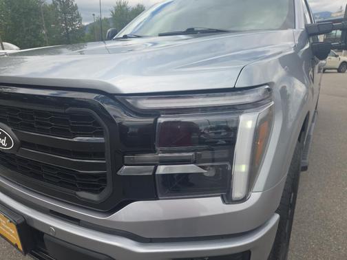 ICONIC SILVER METALLIC 2025 Ford F-150 Lariat